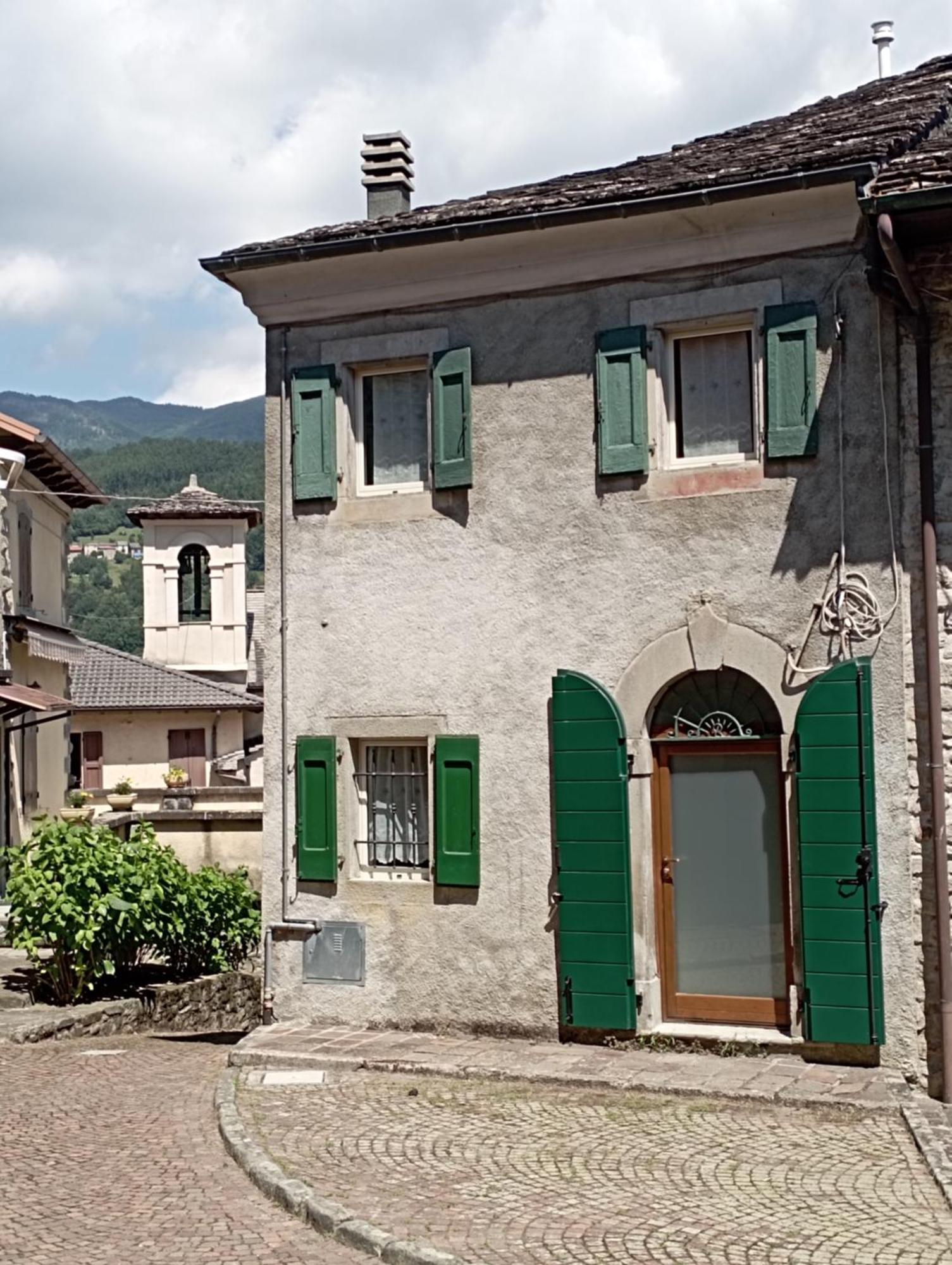 La Casa Di Hilde Villa Riolunato Bagian luar foto