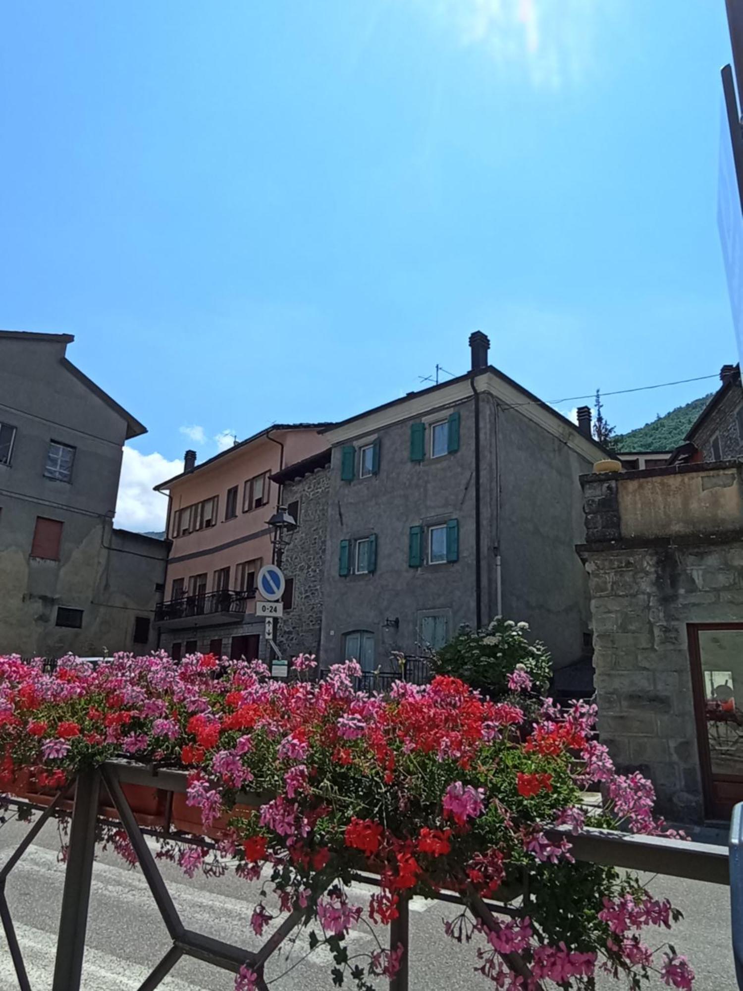 La Casa Di Hilde Villa Riolunato Bagian luar foto